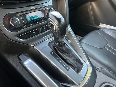 Used 2012 Ford Focus Titanium FWD image 30