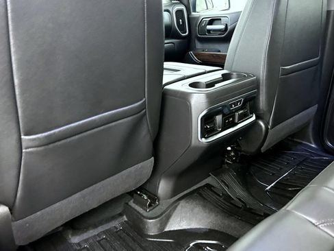 Used 2021 GMC Sierra 1500 SLT w/ SLT Premium Plus Package AWD/4WD image 21