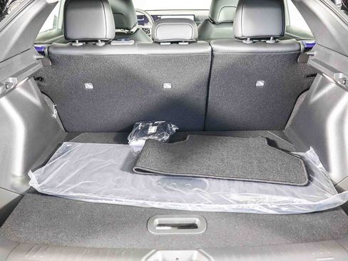 New 2026 Nissan Leaf SV+ w/ Floor Mat Package (SV+) image 25