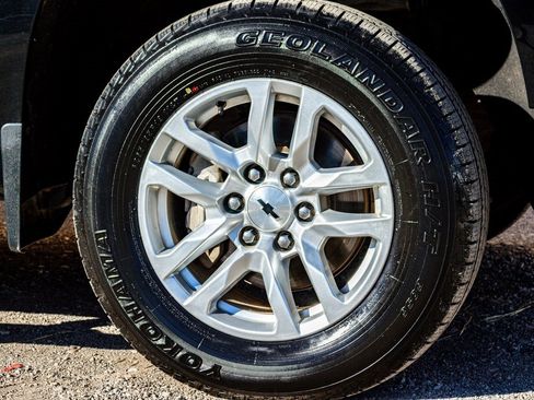 Used 2021 Chevrolet Silverado 1500 RST w/ Convenience Package II image 10