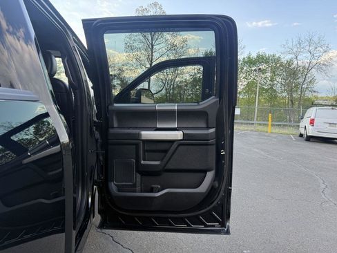 Used 2018 Ford F150 Lariat w/ Equipment Group 501A Mid AWD/4WD image 21
