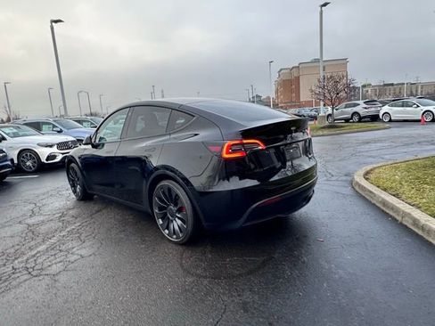 Used 2022 Tesla Model Y Performance image 6