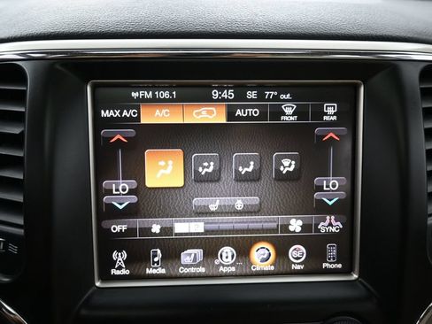 Used 2015 Jeep Grand Cherokee Limited w/ Trailer Tow Group IV AWD/4WD image 15
