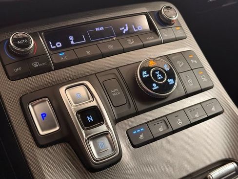Used 2020 Hyundai Palisade Limited AWD/4WD image 18