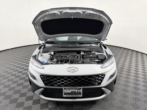 Used 2022 Hyundai Kona SEL image 18
