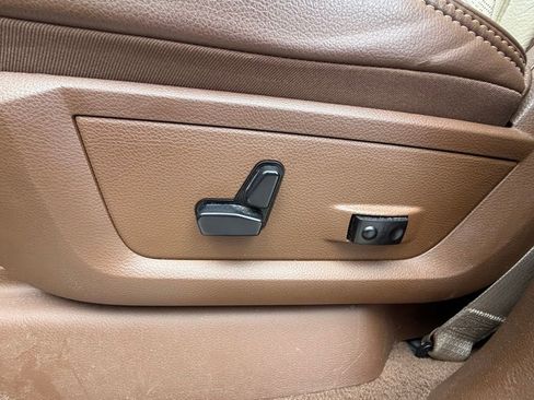 Used 2019 RAM 3500 Laramie image 27