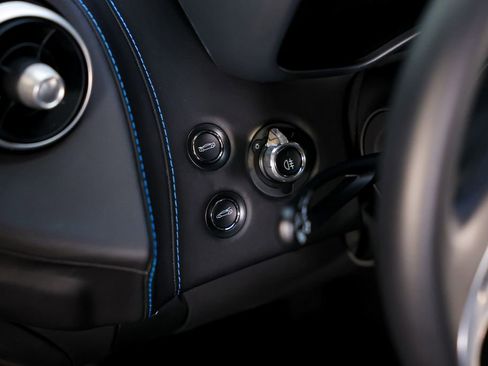 Used 2025 McLaren GTS image 12