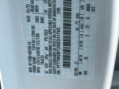 Used 2025 Ford F250 XLT AWD/4WD image 42