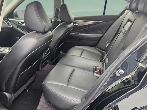 Used 2016 INFINITI Q50 Premium RWD image 29