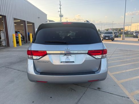 Used 2016 Honda Odyssey EX-L image 7