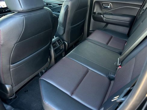 Used 2018 Honda Ridgeline Black Edition image 27