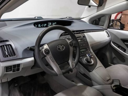 Used 2010 Toyota Prius One FWD image 3