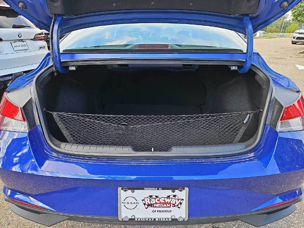 Used 2023 Hyundai Elantra SEL w/ Convenience Package FWD image 32