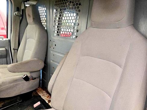 Used 2013 Ford E-250 and Econoline 250 E-250 w/ PWR Group image 8