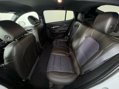 Used 2024 Buick Envista Preferred FWD image 24