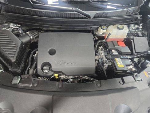 Used 2022 Chevrolet Traverse LT AWD/4WD image 33