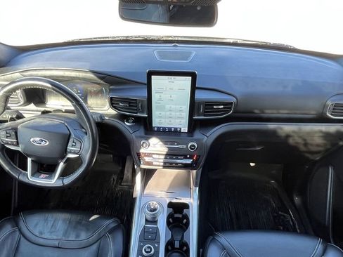 Used 2020 Ford Explorer ST w/ ST Street Pack image 11