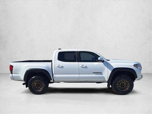Certified 2023 Toyota Tacoma 4x4 Double Cab w/ Trail Edition image 4