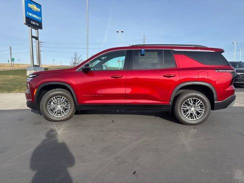 New 2026 Chevrolet Traverse LT w/ Driver Confidence Package image 6