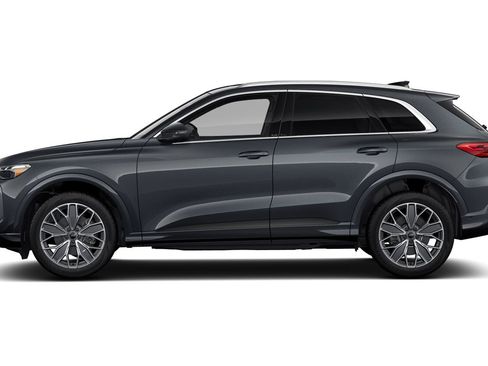 Certified 2025 Audi Q5 Premium Plus w/ Premium Plus AWD/4WD image 8