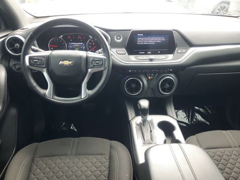 Used 2019 Chevrolet Blazer LT image 10