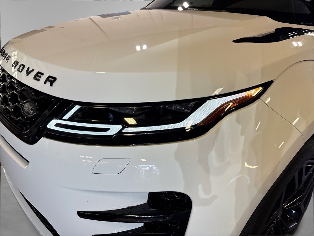 Used 2020 Land Rover Range Rover Evoque R-Dynamic SE AWD/4WD image 19