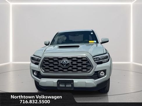 Used 2023 Toyota Tacoma TRD Sport w/ TRD Premium Sport Package AWD/4WD image 1