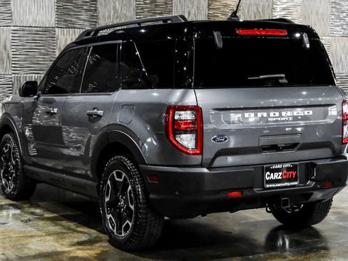 Used 2022 Ford Bronco Sport Outer Banks w/ Tech Package AWD/4WD image 9