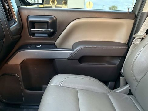 Used 2014 Chevrolet Silverado 1500 LTZ Z71 image 29