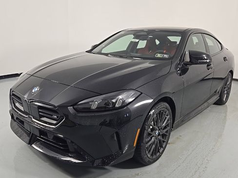 New 2026 BMW M235i xDrive w/ M Performance Package image 3