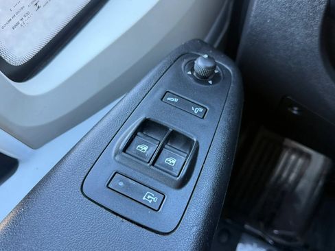 Used 2022 RAM ProMaster 3500 w/ Safety Group (A) FWD image 21