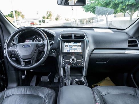 Used 2017 Ford Explorer Sport w/ Equipment Group 401A AWD/4WD image 18