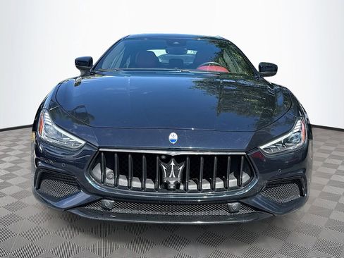 Used 2023 Maserati Ghibli Modena RWD image 2
