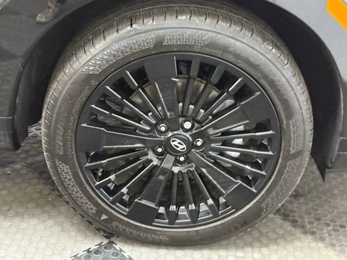 Certified 2025 Hyundai Santa Fe Calligraphy image 14