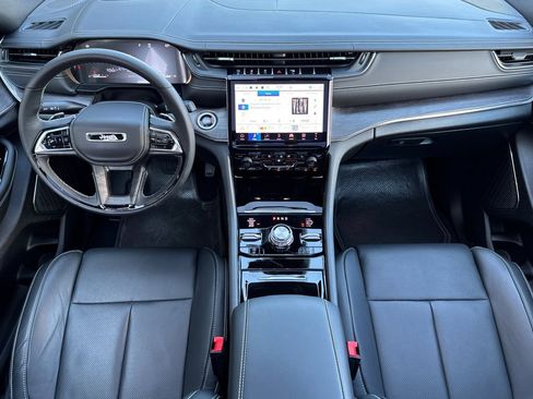 New 2025 Jeep Grand Cherokee Overland w/ Adv Protech Group III image 16