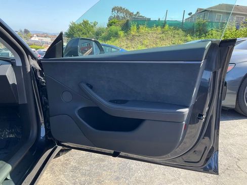 Used 2026 Tesla Model 3 AWD/4WD image 76