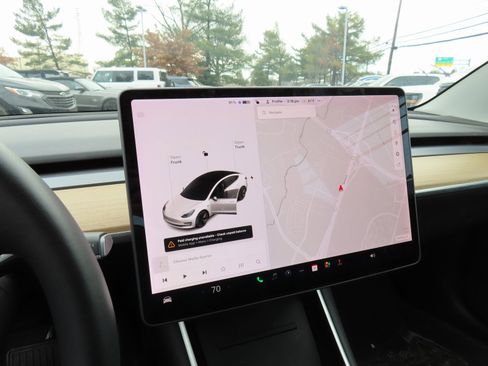 Used 2020 Tesla Model 3 Long Range image 19