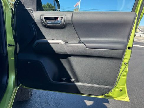 Used 2022 Toyota Tacoma TRD Pro image 18