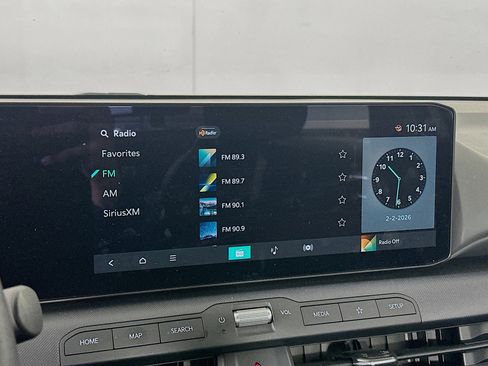 Used 2025 Kia K4 LXS image 19