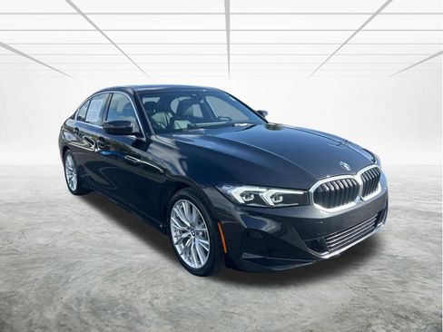 Used 2024 BMW 330i Sedan image 2