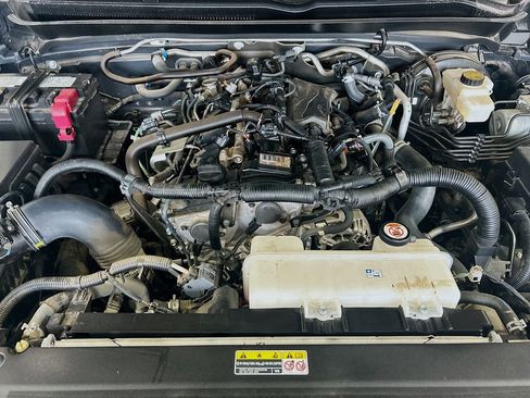 Used 2024 Toyota Tacoma TRD Sport AWD/4WD image 25