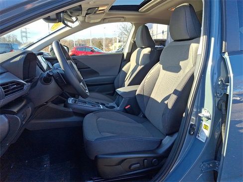 Used 2025 Subaru Crosstrek 2.0i Premium image 13