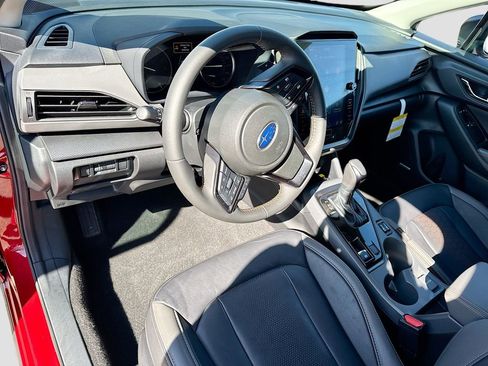 Certified 2025 Subaru Crosstrek 2.5i Limited w/ Crosstrek Mirror Package image 12