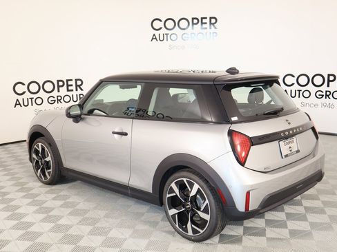 New 2025 MINI Cooper S image 23