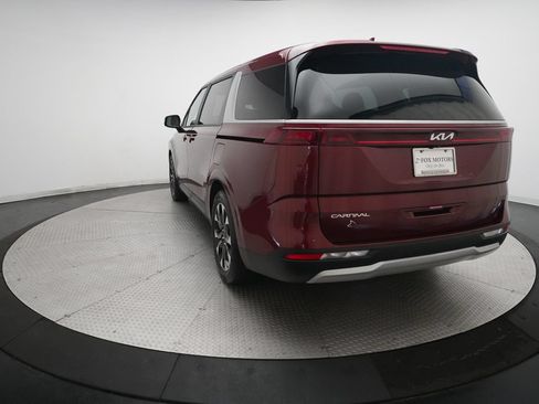 Used 2024 Kia Carnival EX FWD image 35