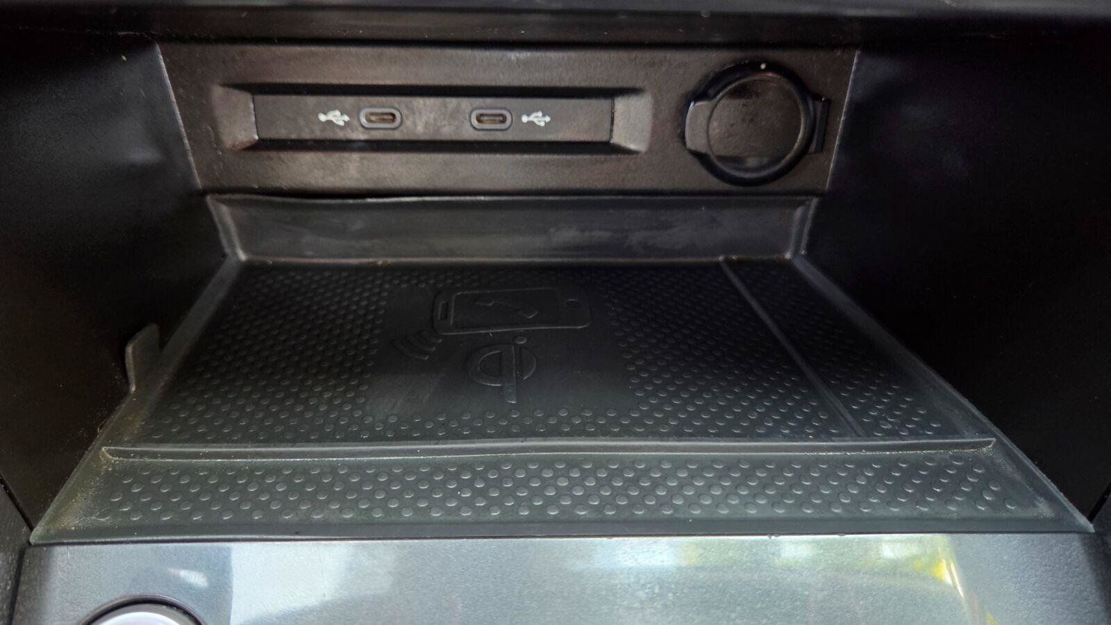 Certified 2023 Volkswagen Tiguan SE AWD/4WD image 33