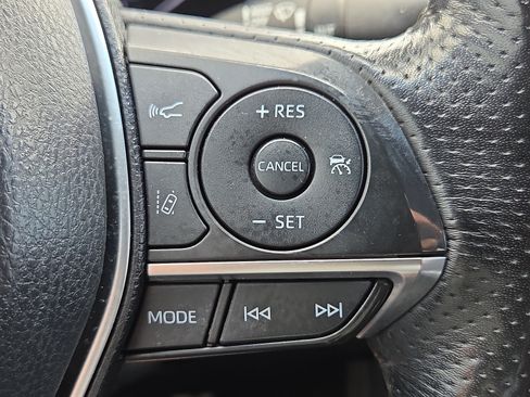 Used 2019 Toyota Avalon Touring FWD image 22