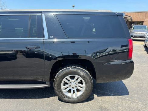 Used 2020 Chevrolet Suburban LT AWD/4WD image 49