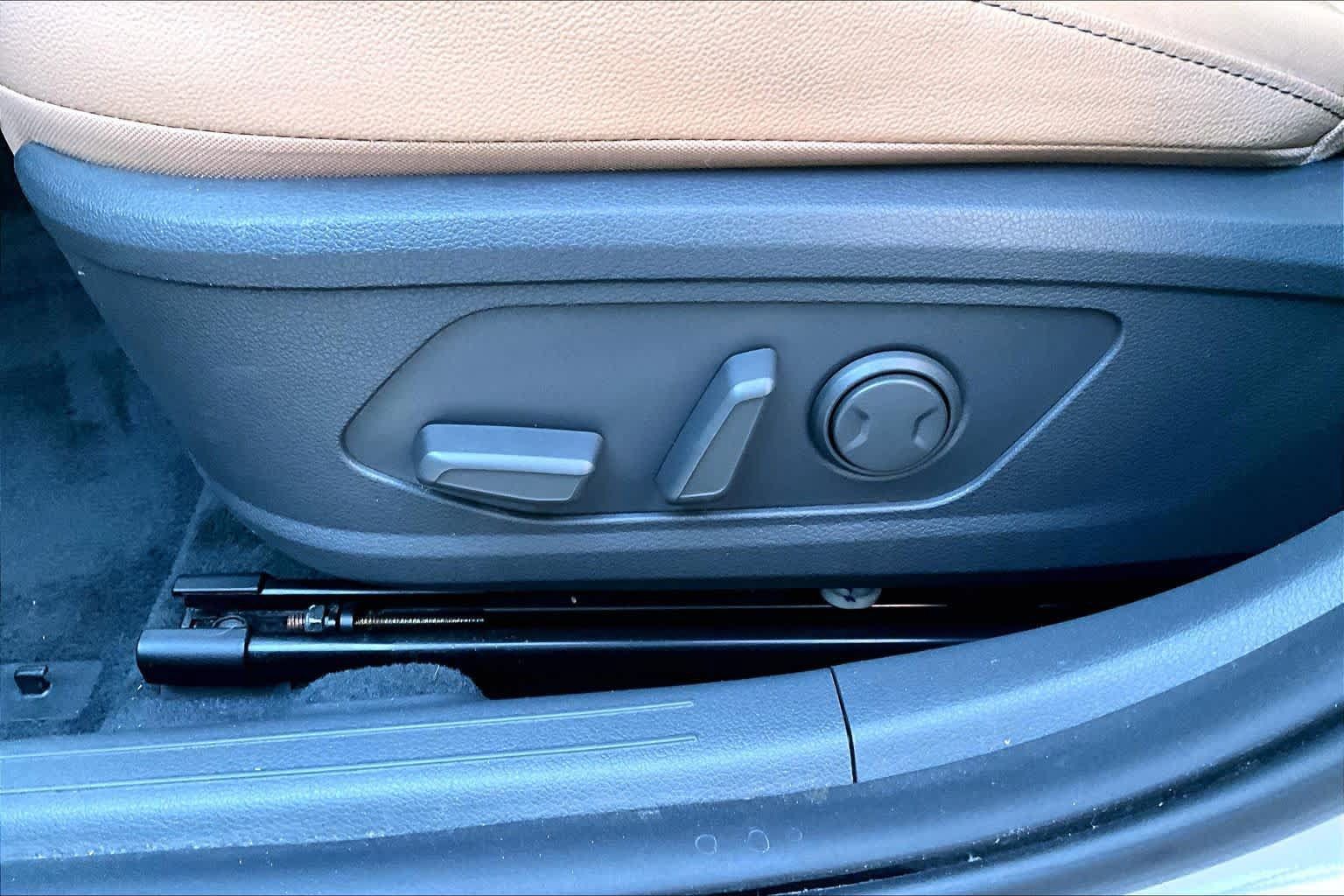 Used 2021 Hyundai Sonata Limited FWD image 29