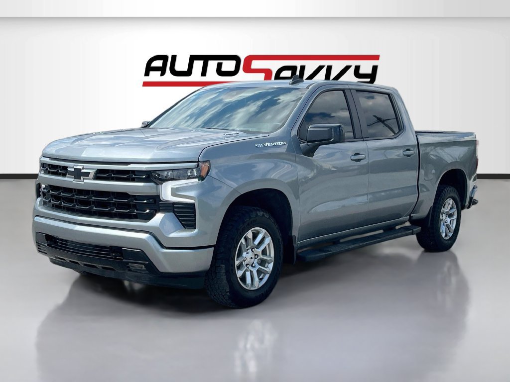 Used 2025 Chevrolet Silverado 1500 RST RWD image 3